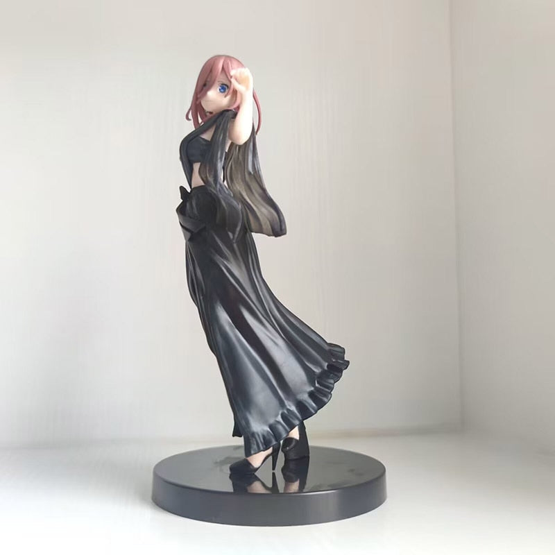 19cm Anime Figure The Quintessential Quintuplets Nakano Miku Dressing Static PVC Action Figure Adult Collection Model Doll Toys