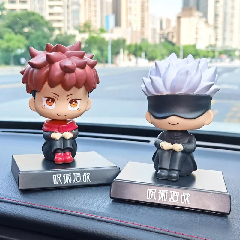 Accessoires de tableau de bord de voiture Anime Jujutsu Kaisen Figurines à tête secouée Intérieurs de voiture Gâteau Dessin animé Poupées Décoration Figurine d'action