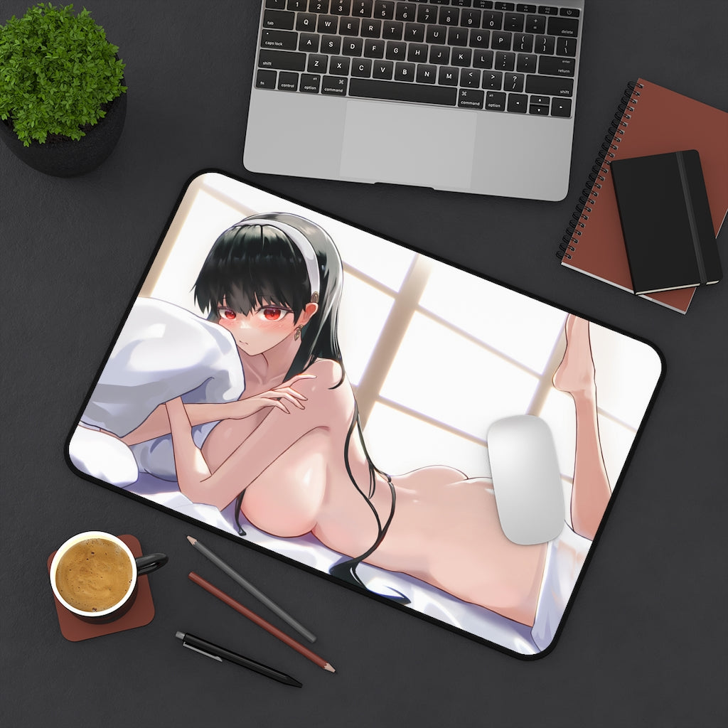 Nude Yor Briar Spy X Family Mousepad - Gaming Playmat